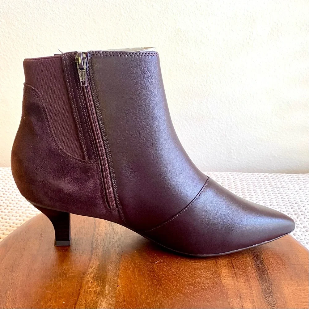 Clarks Kepley Erin Brown Leather Chelsea Ankle Boots with Kitten Heel - Picture 5 of 10